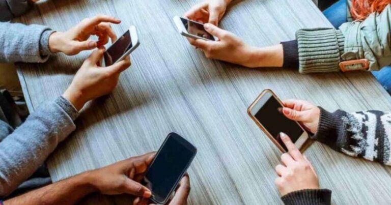 Customer using mobile phones to browse the web